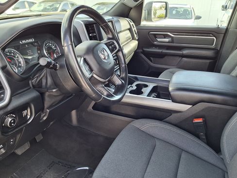 Used 2022 RAM 1500 Big Horn AWD/4WD image 9