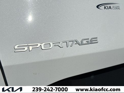 New 2026 Kia Sportage EX image 11