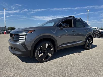 New 2026 Nissan Kicks SR w/ Cold Weather Package