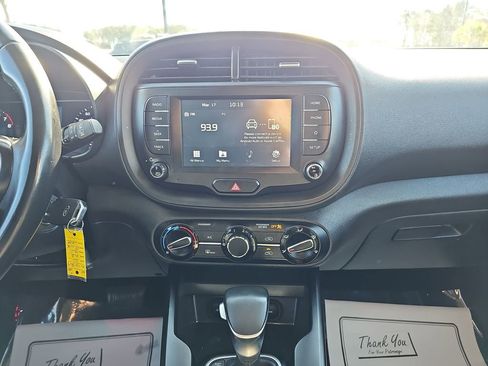 Used 2020 Kia Soul GT-Line image 23