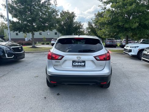 Used 2019 Nissan Rogue Sport S image 4