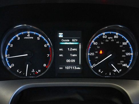 Used 2016 Toyota RAV4 XLE image 27