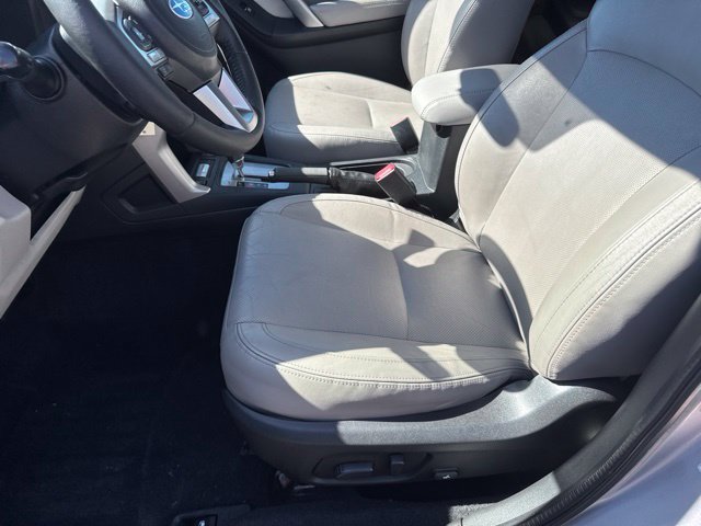 Used 2017 Subaru Forester 2.5i Limited AWD/4WD image 17