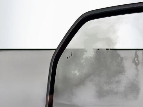 Used 2026 Ford F450 Platinum w/ FX4 Off-Road Package image 24