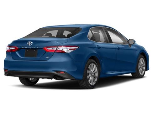 Used 2019 Toyota Camry LE FWD image 5