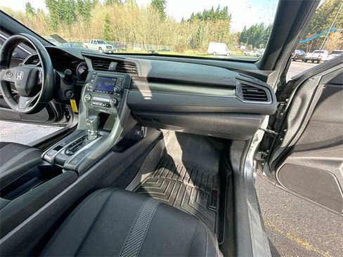 Used 2017 Honda Civic Sport image 25