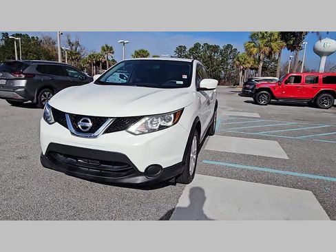 Used 2018 Nissan Rogue Sport S w/ S Appearance Package image 21