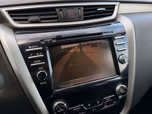 Used 2019 Nissan Murano S AWD/4WD image 26