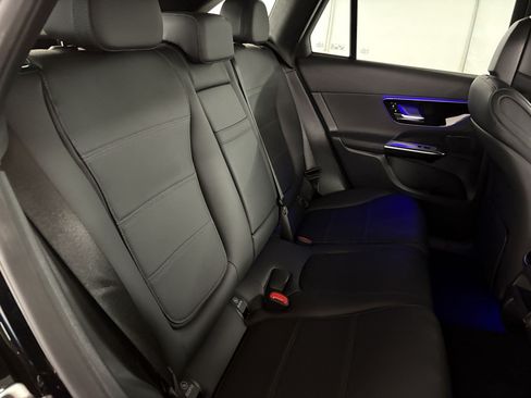 Certified 2026 Mercedes-Benz GLC 300 image 31