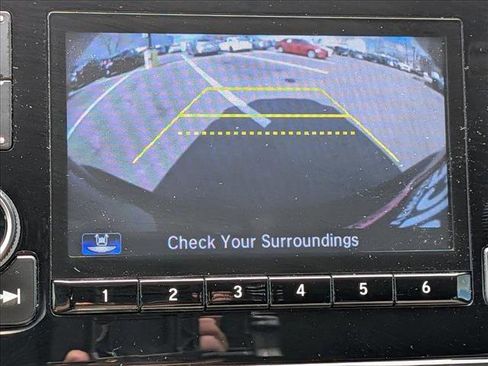 Used 2018 Honda CR-V LX image 12