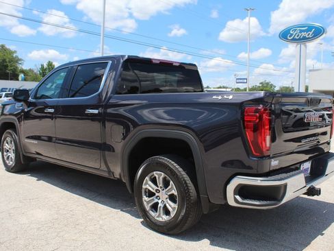 Used 2024 GMC Sierra 1500 SLT AWD/4WD image 11