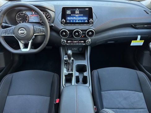 New 2025 Nissan Sentra SR image 10
