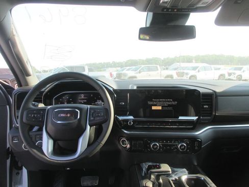 New 2026 GMC Sierra 1500 SLT w/ SLT Premium Package AWD/4WD image 17