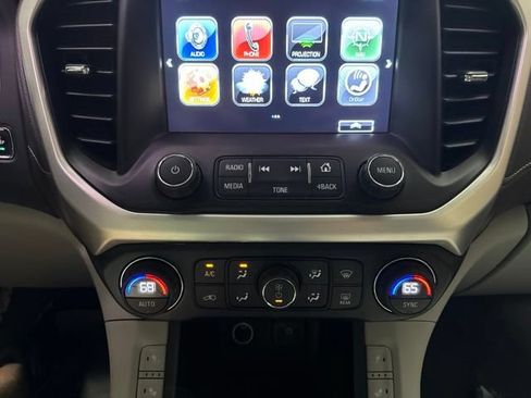 Used 2019 GMC Acadia SLT FWD image 8