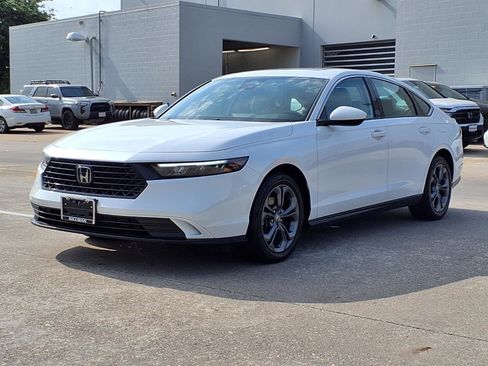 Used 2023 Honda Accord EX image 20