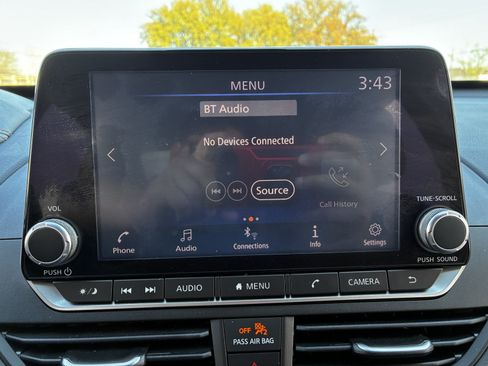 Used 2021 Nissan Altima 2.5 SR FWD image 36
