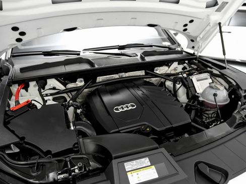 Used 2025 Audi Q5 2.0T Premium Plus AWD/4WD image 48