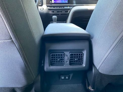Used 2025 Toyota Camry LE w/ Convenience Package FWD image 29