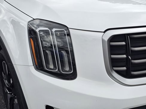 Used 2024 Kia Telluride SX Prestige AWD/4WD image 4