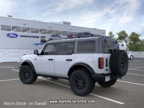 New 2026 Ford Bronco Badlands image 4