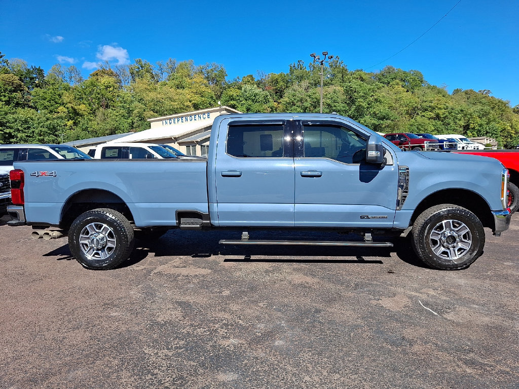 Used 2023 Ford F350 Lariat AWD/4WD image 12