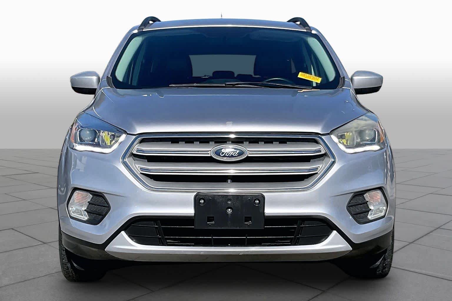 Used 2019 Ford Escape SEL FWD image 4
