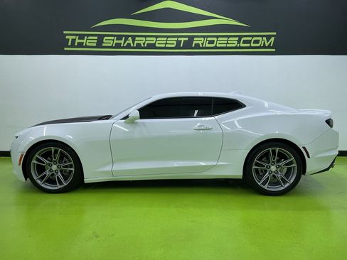 Used 2021 Chevrolet Camaro LT w/ RS Package image 6