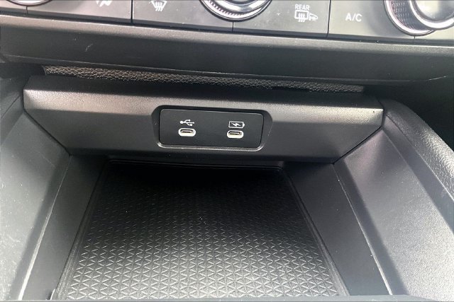 Used 2025 Honda Accord SE image 16