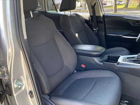 Used 2024 Toyota RAV4 LE image 26