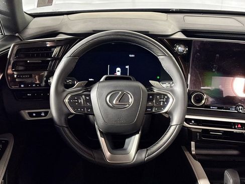 Used 2025 Lexus RX 350 Premium w/ Convenience Package AWD/4WD image 13