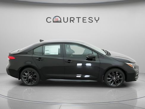 New 2026 Toyota Corolla SE FWD image 20