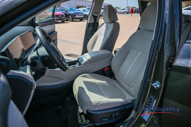 Certified 2025 Hyundai Tucson SEL AWD/4WD image 10