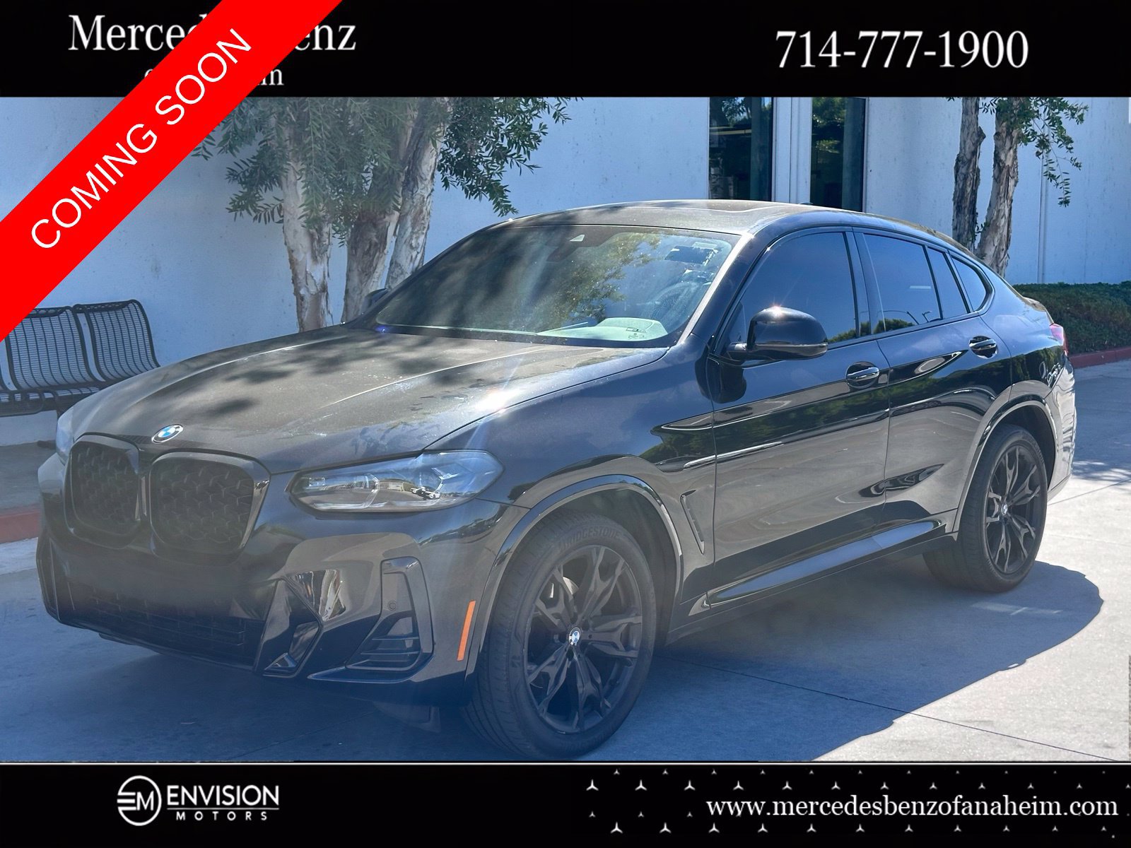Used 2024 BMW X4 xDrive30i w/ M Sport Package AWD/4WD image 1