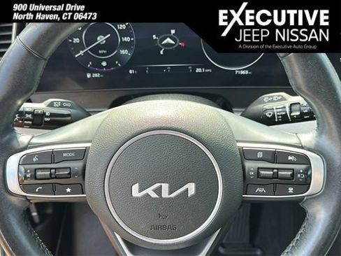 Used 2023 Kia Sportage SX image 13