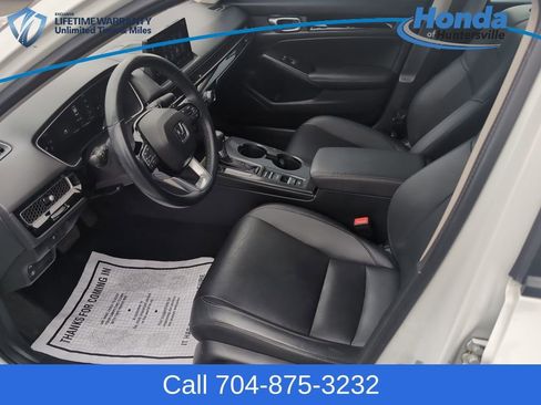 Used 2023 Honda Civic Touring image 13