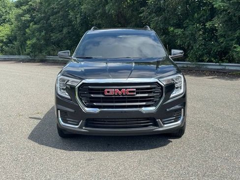 Used 2024 GMC Terrain SLE w/ Driver Convenience Package AWD/4WD image 19