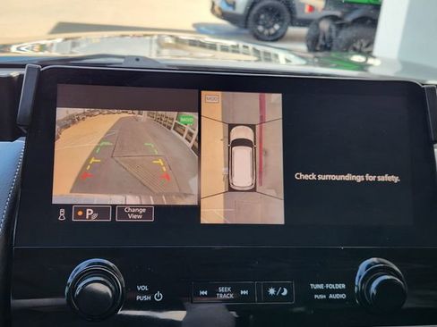 Used 2022 INFINITI QX80 Luxe w/ Cargo Package AWD/4WD image 17
