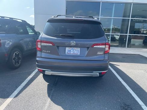 Used 2020 Honda Pilot Touring image 6