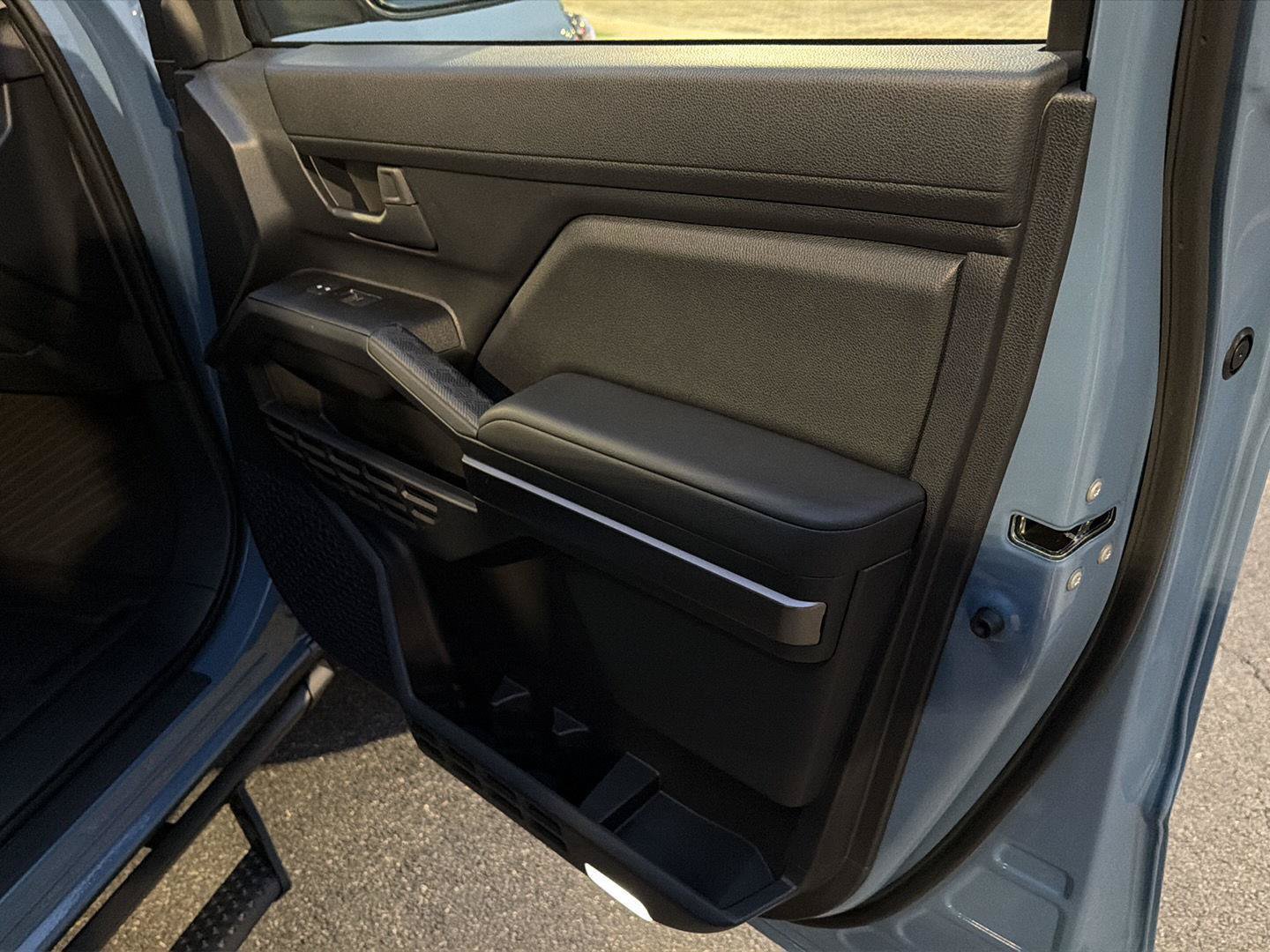 New 2026 Toyota 4Runner SR5 AWD/4WD image 14