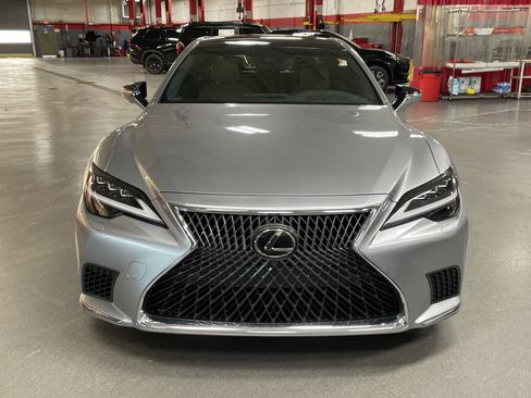 Used 2022 Lexus LS 500 w/ Interior Upgrade Package image 29