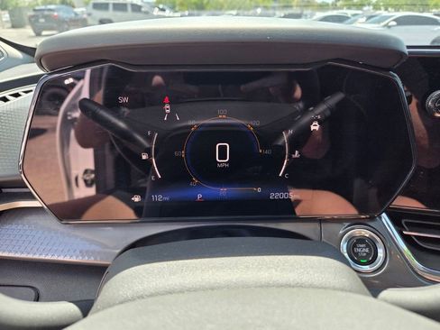 Certified 2024 Chevrolet Trax ACTIV w/ Sunroof Package image 33