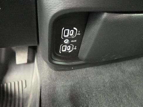 Used 2025 RAM 1500 Tradesman w/ Night Edition AWD/4WD image 30