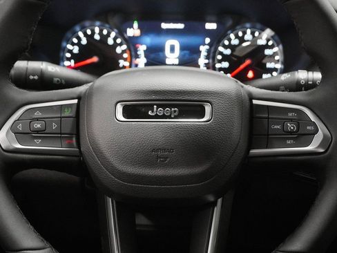New 2026 Jeep Compass Latitude image 21