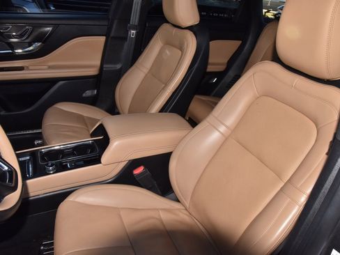 Used 2022 Lincoln Corsair Reserve w/ Equipment Group 201A image 34