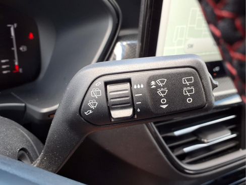 Used 2023 Ford Escape ST-Line w/ Tech Pack #1 FWD image 16