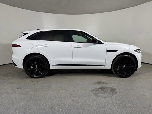 Used 2025 Jaguar F-PACE R-Dynamic S image 5