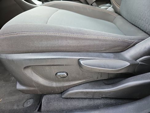 Used 2020 Chevrolet Trax LS w/ Tint and Cruise Package image 33