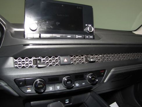 Used 2023 Honda Accord EX image 7