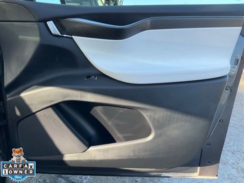 Used 2017 Tesla Model X 100D image 75