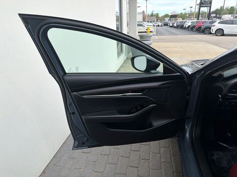 Certified 2025 MAZDA MAZDA3 s AWD/4WD image 28